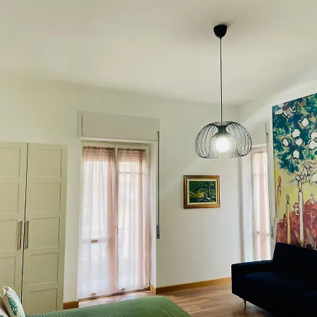 Contemax Arthouse Πανσιόν 4*