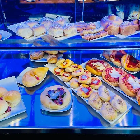 Πανσιόν Contemax Arthouse 4*