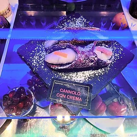 Contemax Arthouse 4* Salerno